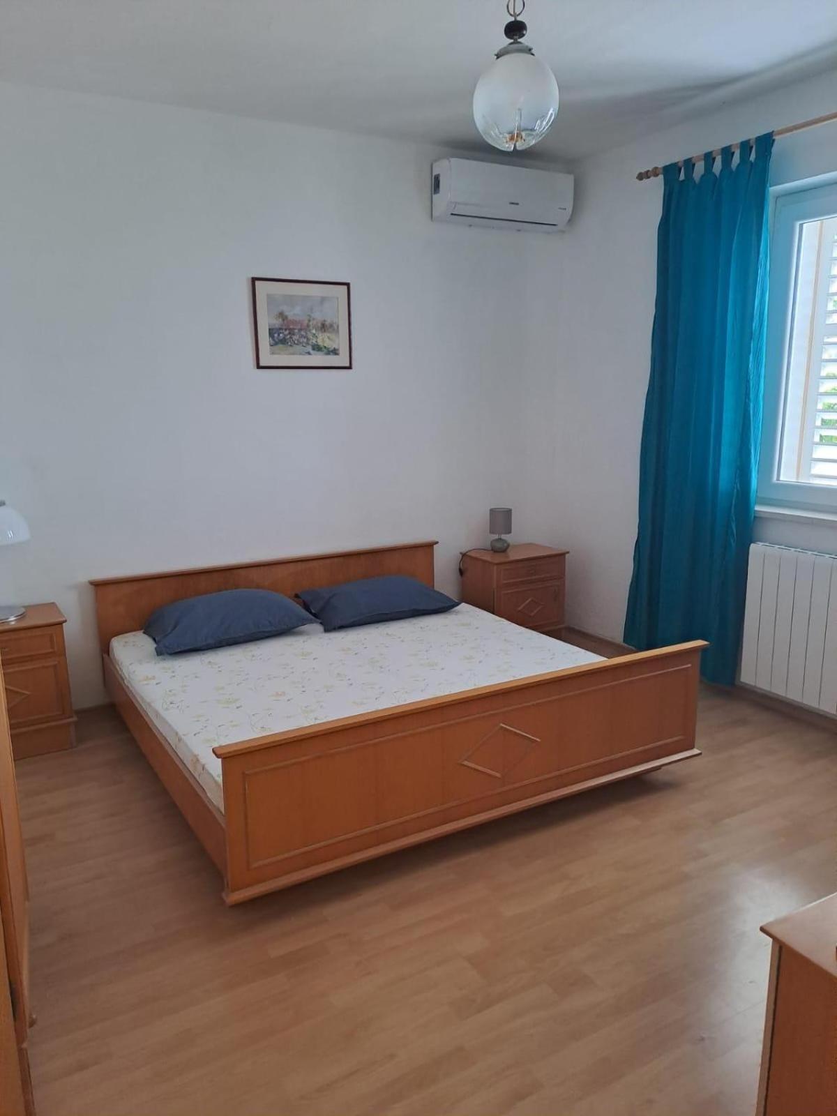 Apartments With A Parking Space Brela, Makarska - 18495 Exterior photo